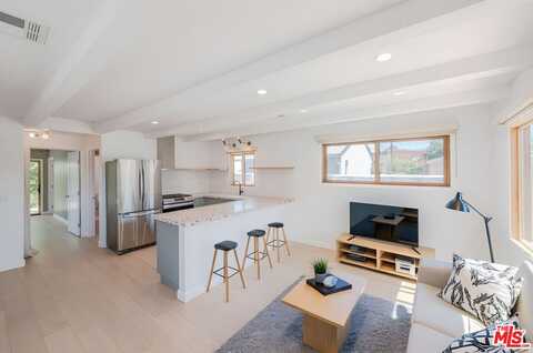 3111 Glenhurst Ave, Los Angeles, CA 90039