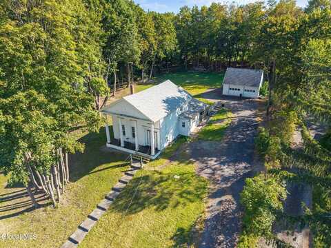 25 Albany Avenue, Nassau, NY 12123