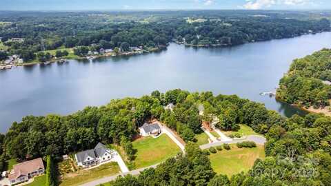127 Beacon Ridge Drive, Stony Point, NC 28678