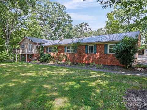 5054 Red Fox Trail, Asheboro, NC 27205