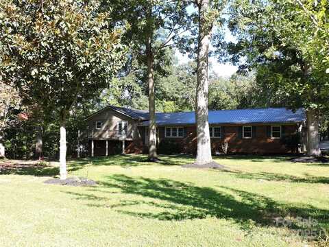 5054 Red Fox Trail, Asheboro, NC 27205