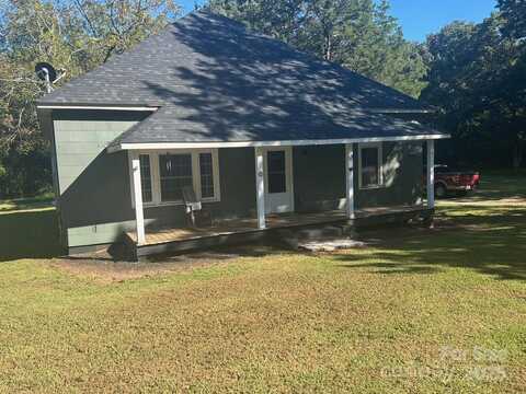 5555 Lockhart Road, Sharon, SC 29742