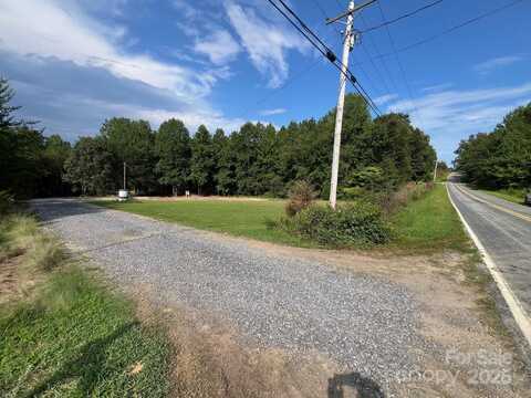 540 W V Thompson Road, Rutherfordton, NC 28139