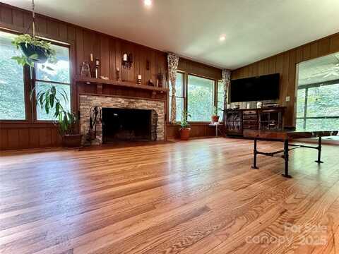 81 Jericho Drive, Tryon, NC 28782