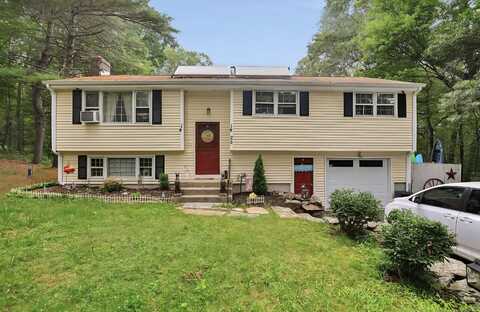 25 Ridgewood Road, Willington, CT 06279