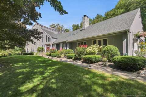 146 Lantern Park Lane South, Southbury, CT 06488