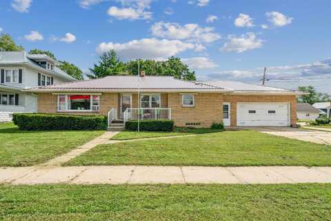 204 Commercial, Strawberry Point, IA 52076