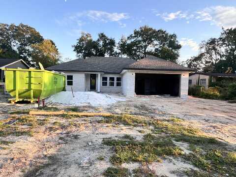 353 Chicago Avenue, Valparaiso, FL 32580