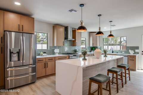 2910 E Linden Street, Tucson, AZ 85716