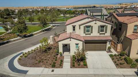 4445 Horizon Drive, Madera, CA 93636