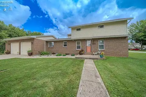 1420 Center Street, Fremont, OH 43420