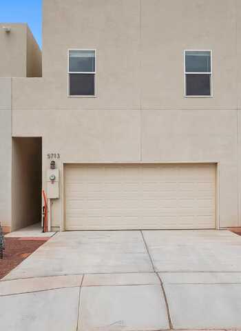 5713 PINNACLE PEAK Court NW, Albuquerque, NM 87114