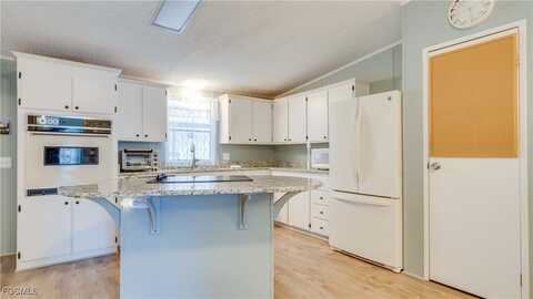 566 Horizon Drive, North Fort Myers, FL 33903