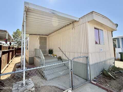 3300 W 15th St Street, Rosamond, CA 93560
