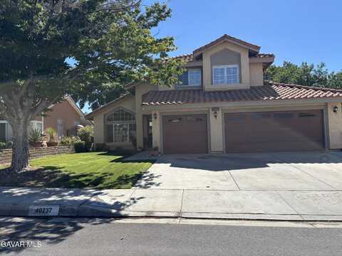 40237 Vicker Way, Palmdale, CA 93551