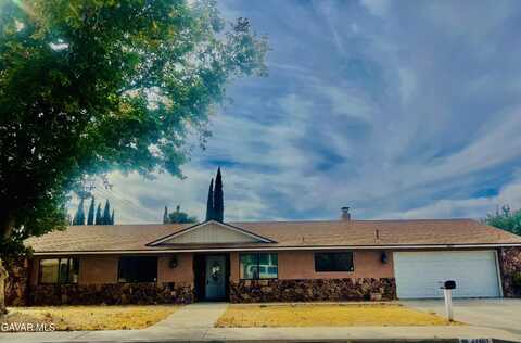 42807 Sachs Drive, Quartz Hill, CA 93536