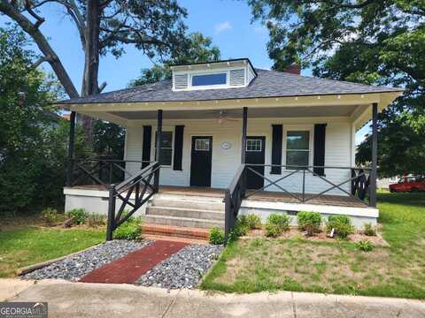 31 N Broad, Porterdale, GA 30014