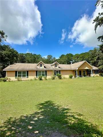 1093 Williams Place SE, Darien, GA 31305