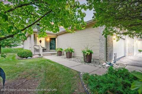 1711 Willow Creek Drive, Lansing, MI 48917