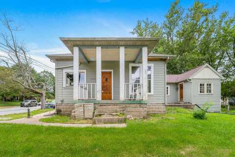 1300 Napoleon Street, Valparaiso, IN 46383