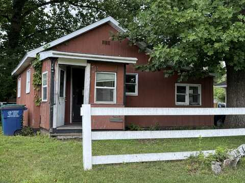 220 Worden Street, La Porte, IN 46350
