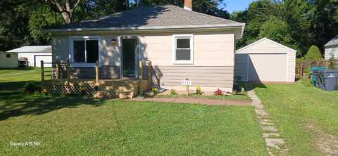 5273 Wayne Avenue, Kalamazoo, MI 49004