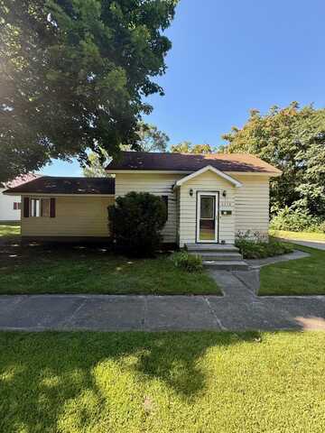 1314 Park Street, Manistee, MI 49660