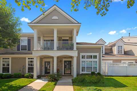 25820 Maritime Circle N, Harrison Township, MI 48045