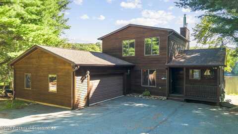 1048 Aquarius Drive, Lake Ariel, PA 18436