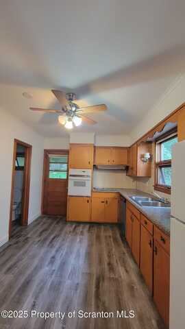 67 S Church Street, Carbondale, PA 18407