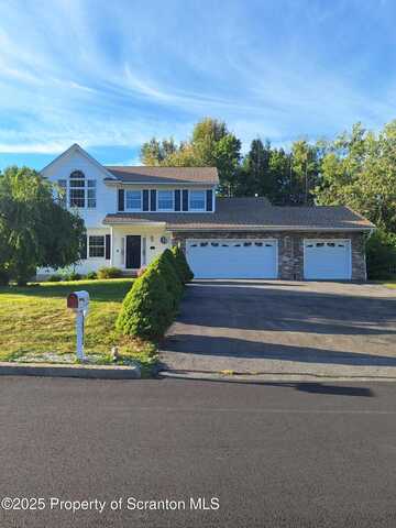 1012 Westwood Drive, Abington, PA 18411