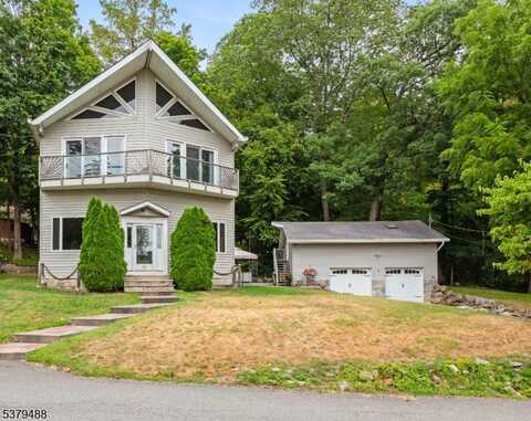 16 Shore Rd, Jefferson Twp., NJ 07849