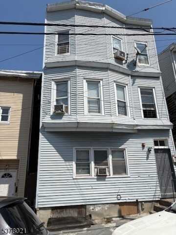 183 Mill St, Paterson, NJ 07501