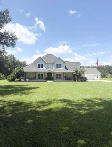 370 Omega Dr, Columbus, MS 39702