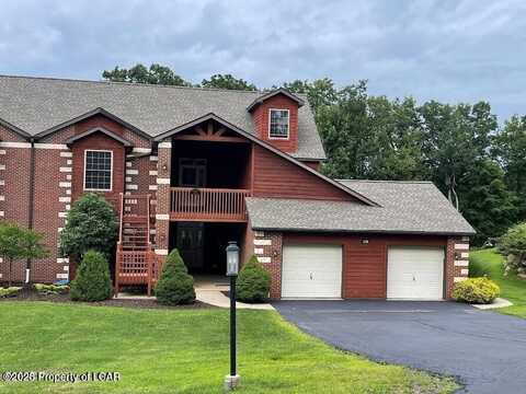 126 Walden Drive, Hazleton, PA 18202