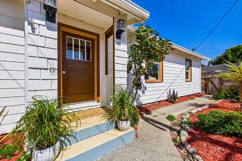 1467 Rose Avenue, Ferndale, CA 95536