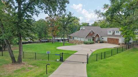 65 Hillcrest Dr, Tool, TX 75143