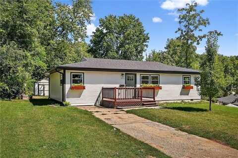 1402 62nd Street, Gladstone, MO 64118