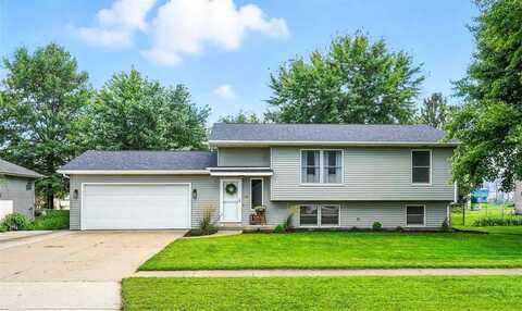 119 Williams Circle, Hills, IA 52235