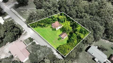 205 N Iowa Ave, Etowah, TN 37331