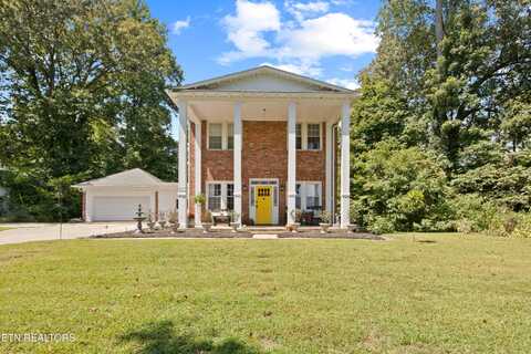 6617 Crescent Drive, Knoxville, TN 37920