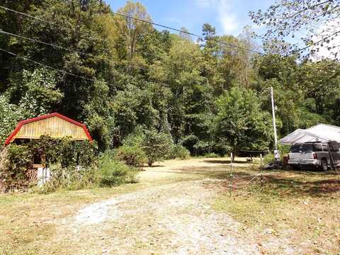 135 KY-3445, McKee, KY 40447