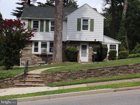 107 W GLENOLDEN AVE, GLENOLDEN, PA 19036
