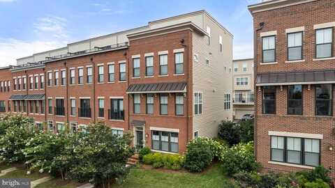 22951 SULLIVANS CV, BRAMBLETON, VA 20148