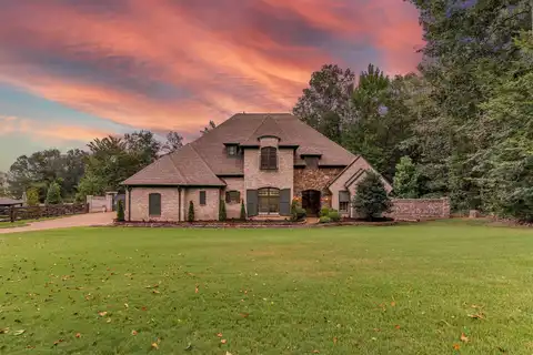 50 CANONBURY, Eads, TN 38028