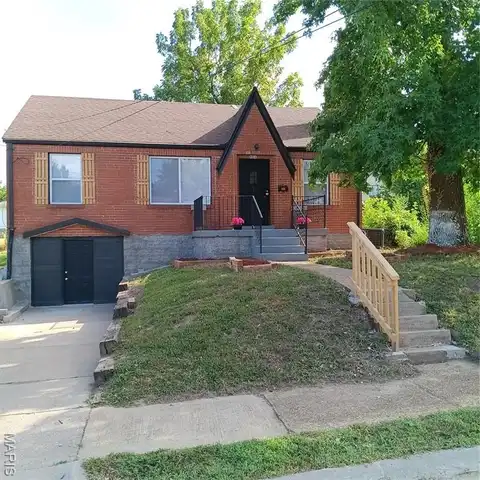 806 Rolwes Avenue, Ferguson, MO 63135