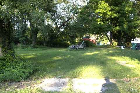 1418 N 43rd Street, East Saint Louis, IL 62204
