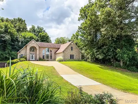 6506 Timber Lake Drive, Collinsville, IL 62234