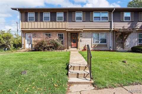 8713 Santa Bella Drive, Hazelwood, MO 63042