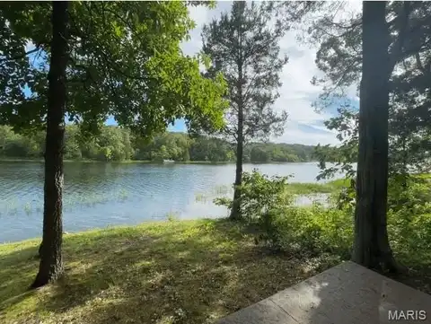 609 Devonshire Lane, De Soto, MO 63020